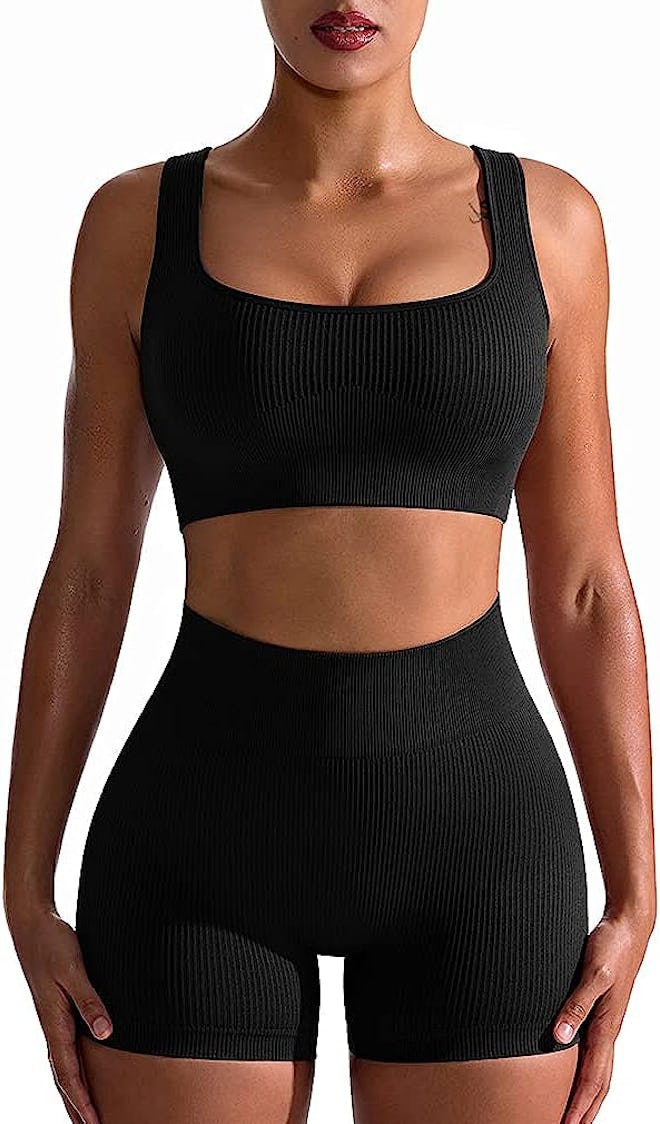 OQQ Seamless Ribbed High Waist Exercise Set (2-Pieces)