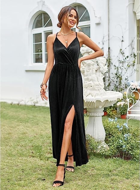 II ININ Deep V-Neck Casual Dress