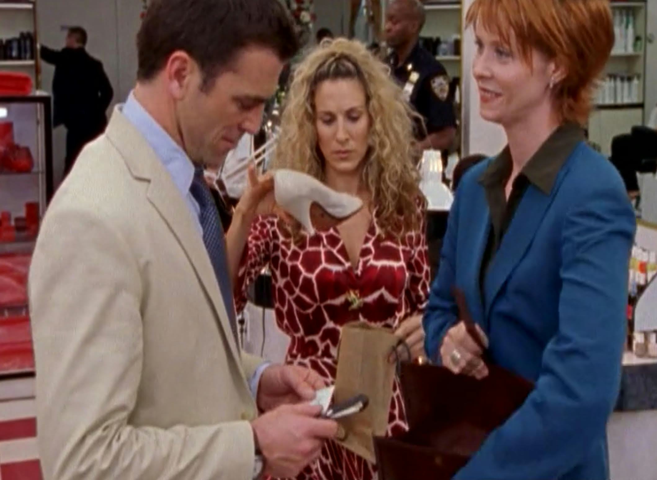 Sarah Jessica Parker and Cynthia Nixon in character on Sex and the City.