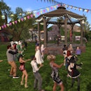 An outdoor event in Second Life.