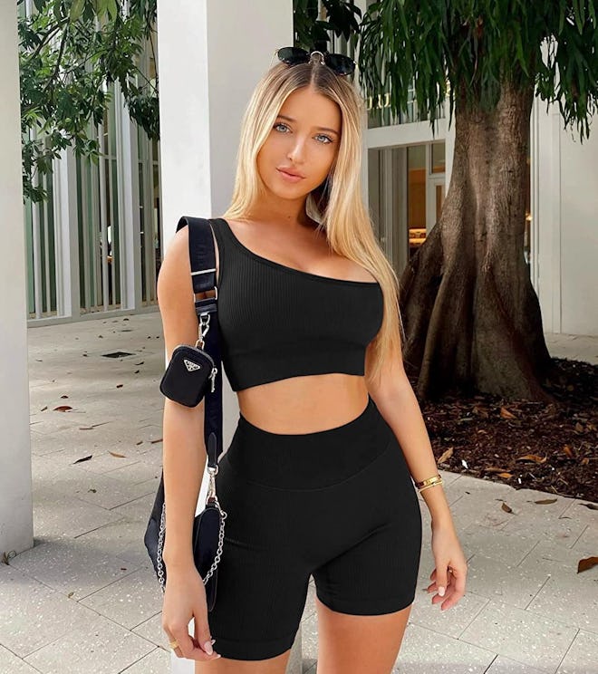 QINSEN 2-Piece Ribbed Workout Set