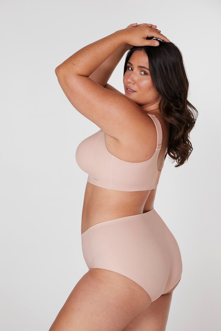 24/7 All-Day Lounge Wireless Bra in Baby Pink