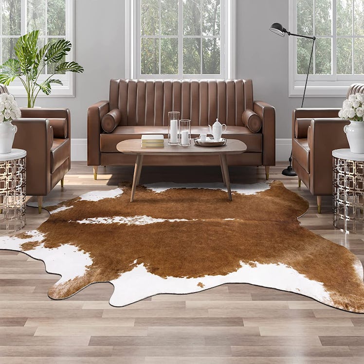 AROGAN Faux Cowhide Rug