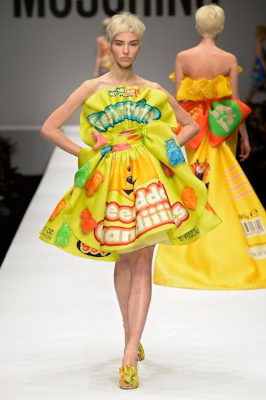 Jeremy Scott’s Most Memorable, Over-the-Top Looks at Moschino