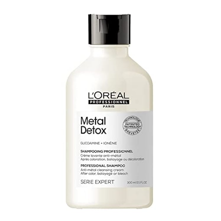 the best metal detox shampoo to strip green tones from hair
