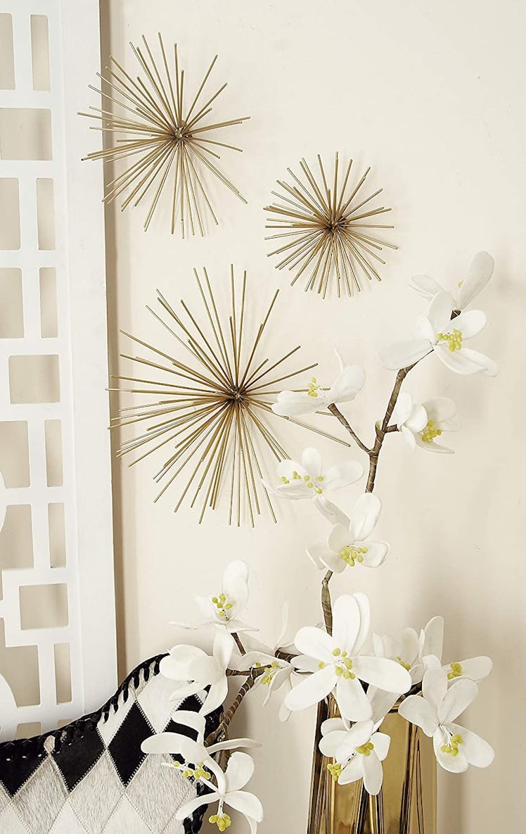 Deco 79 Metal Starburst 3D Wall Decor (Set of 3)