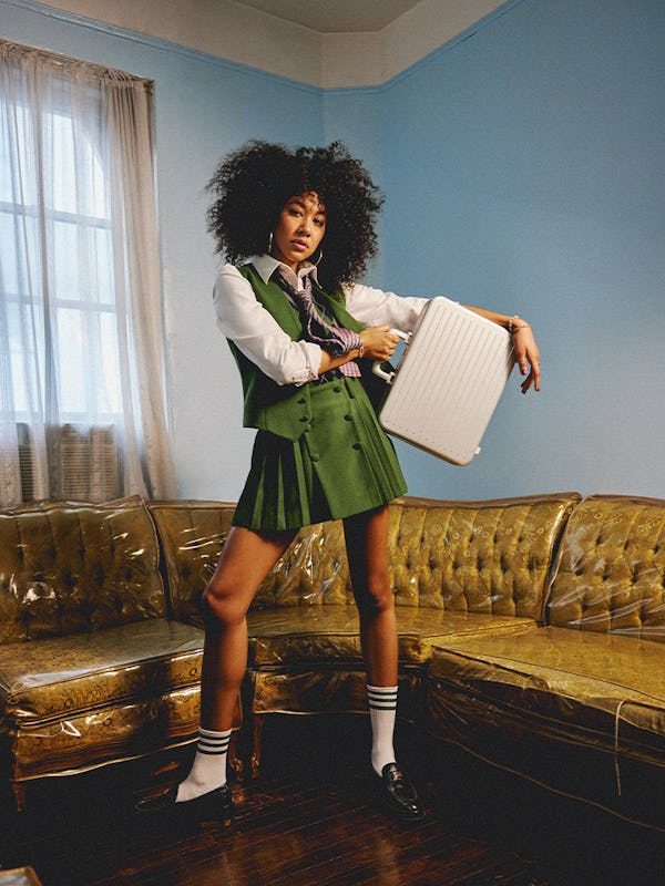 When Aoki Lee Simmons moves to New York City, she’ll be entering the fashion world, much like her mo…
