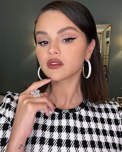 Selena Gomez's 'Bridal' Makeup Is A Bold Contrast To Her On-Screen ...