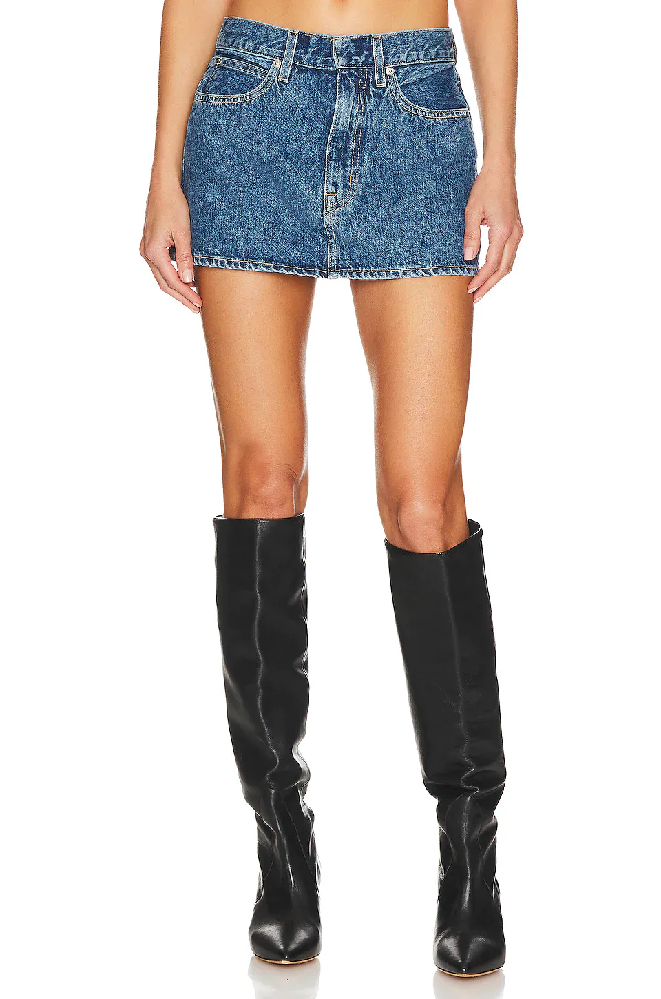 The 9 Spring 2023 Denim Trends Experts Predict Will Take Off This Season