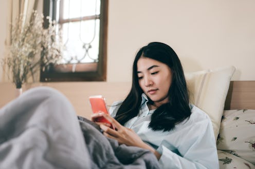 What to know about quarantine nostalgia, according to therapists.