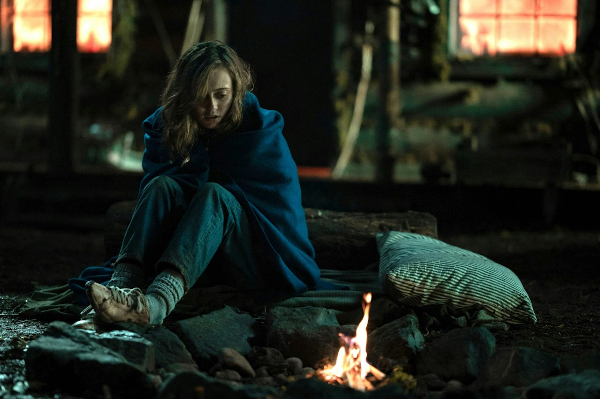 'Yellowjackets' Season 2 is Borrowing a Haunting Trick from 'Veronica Mars'