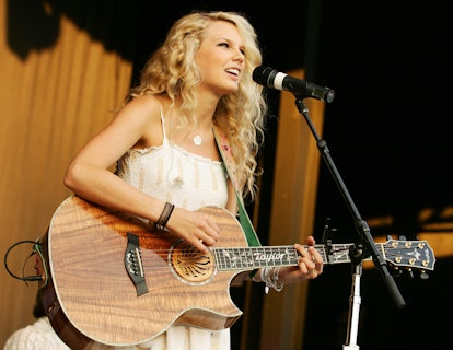 Taylor Swift during her debut album era, which is representative of the Cancer zodiac sign.