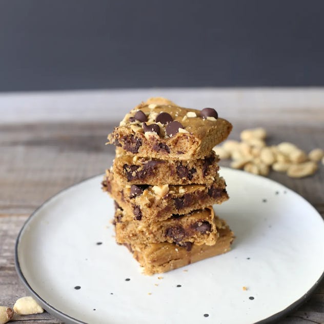 peanut butter chickpea blondies