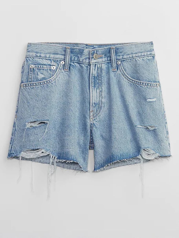 Mid Rise Destructed Stride Shorts