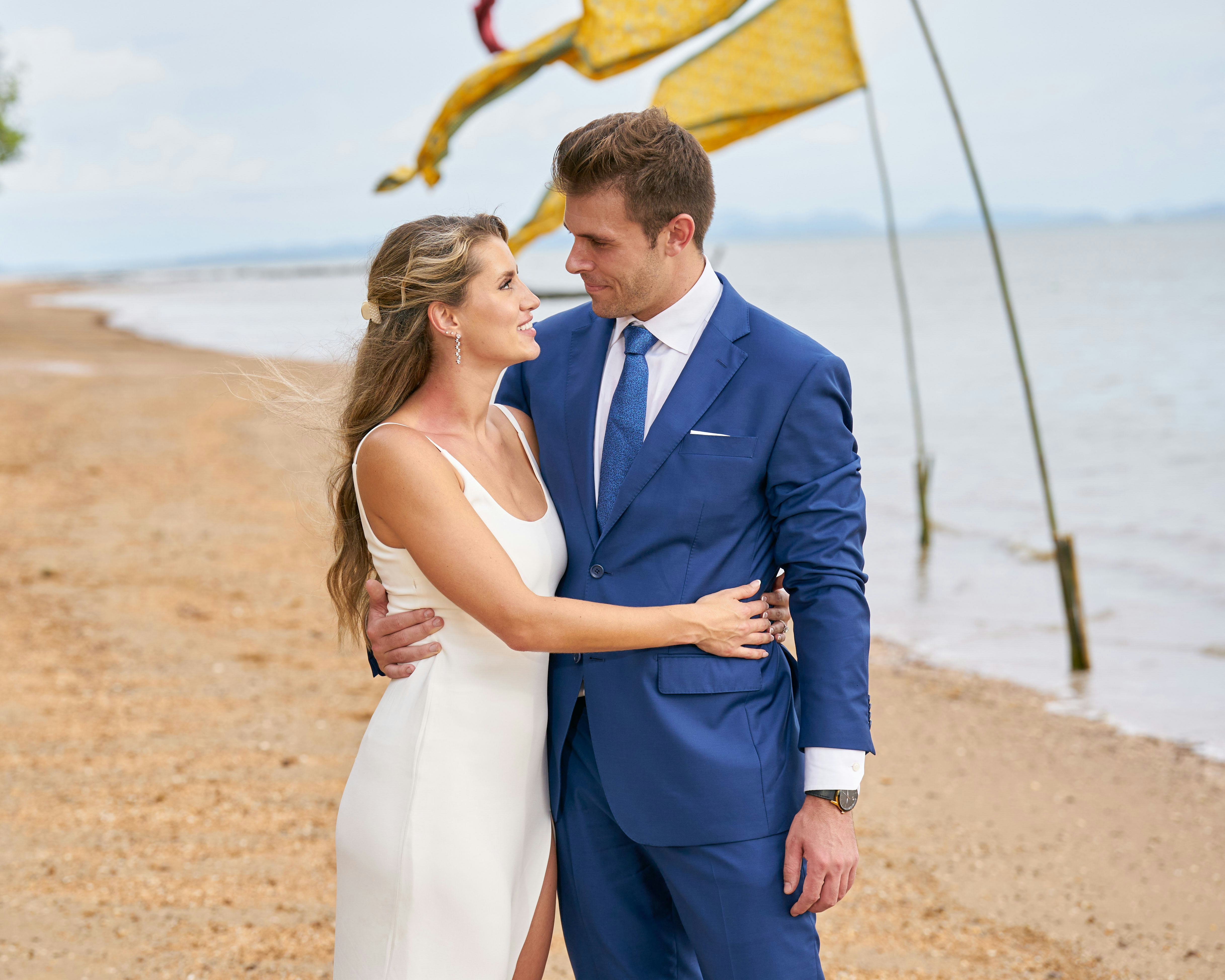 Kaity Biggar and Zach Shallcross on &lsquo;The Bachelor&rsquo; finale. Photo via ABC