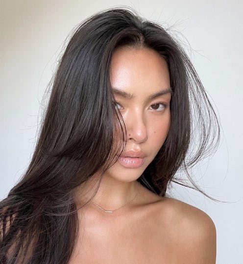 Is hard water bad for your hair? Bustle asked experts about the effects of hard water on hair and th...