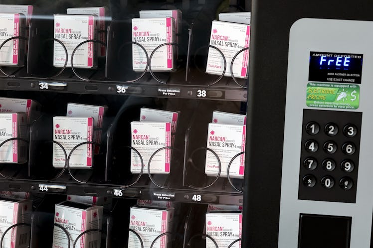 narcan for sale in a vending machine