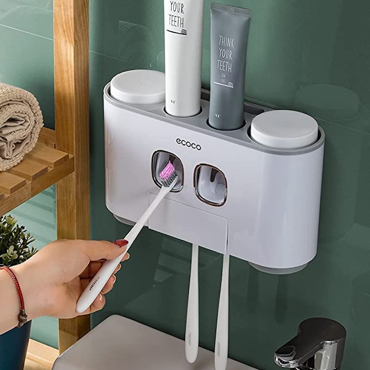 Vnyifan Toothbrush Holder Wall Mount