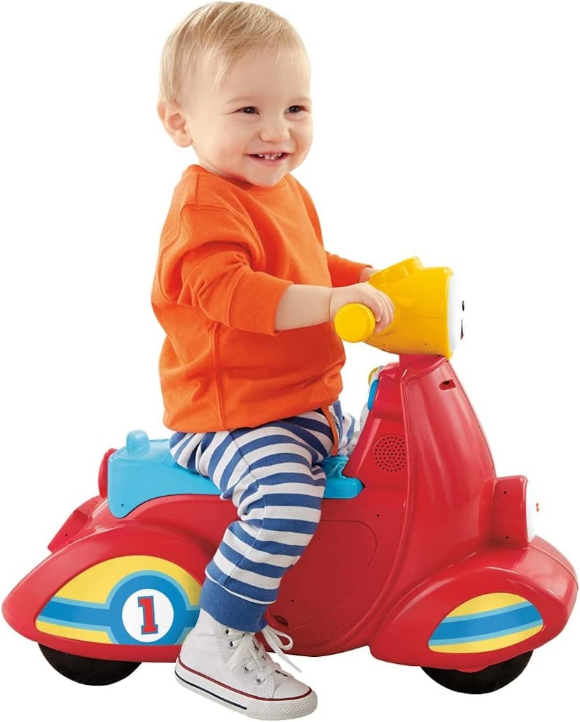 Fisher-Price Laugh & Learn Smart Stages Scooter