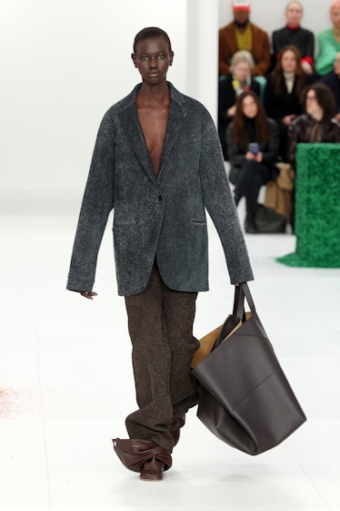  A model walks the runway during the Loewe Womenswear Fall Winter 2023-2024 show as part of Paris Fa...