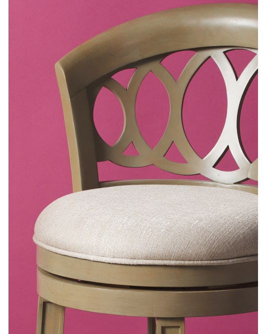 What is the Grandmillennial home decor style? Here&rsquo;s what you need to know.