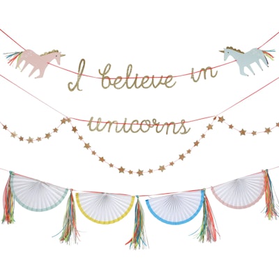 unicorn baby shower decorations