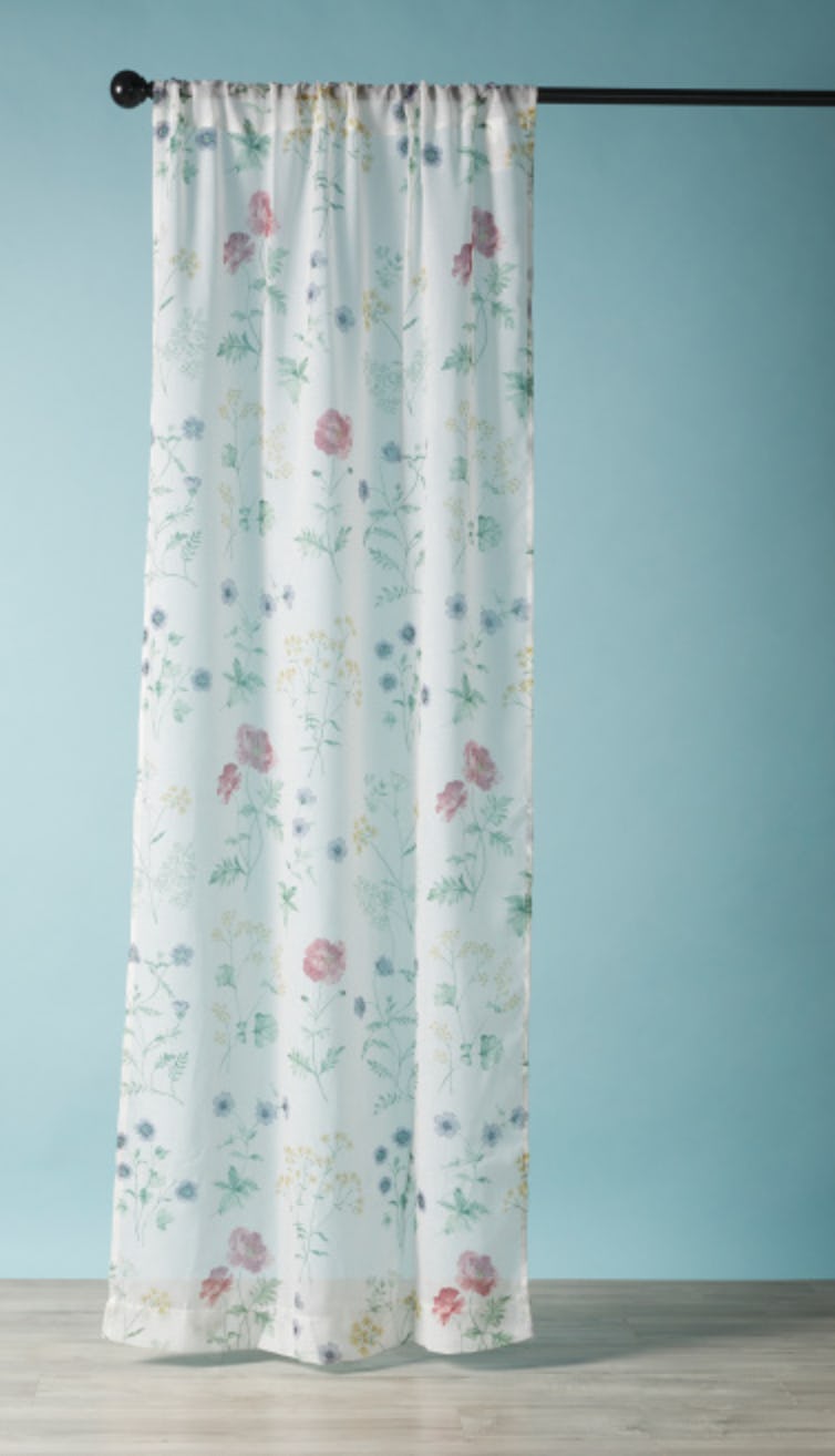 What is the Grandmillennial home decor style? Here&rsquo;s what you need to know.