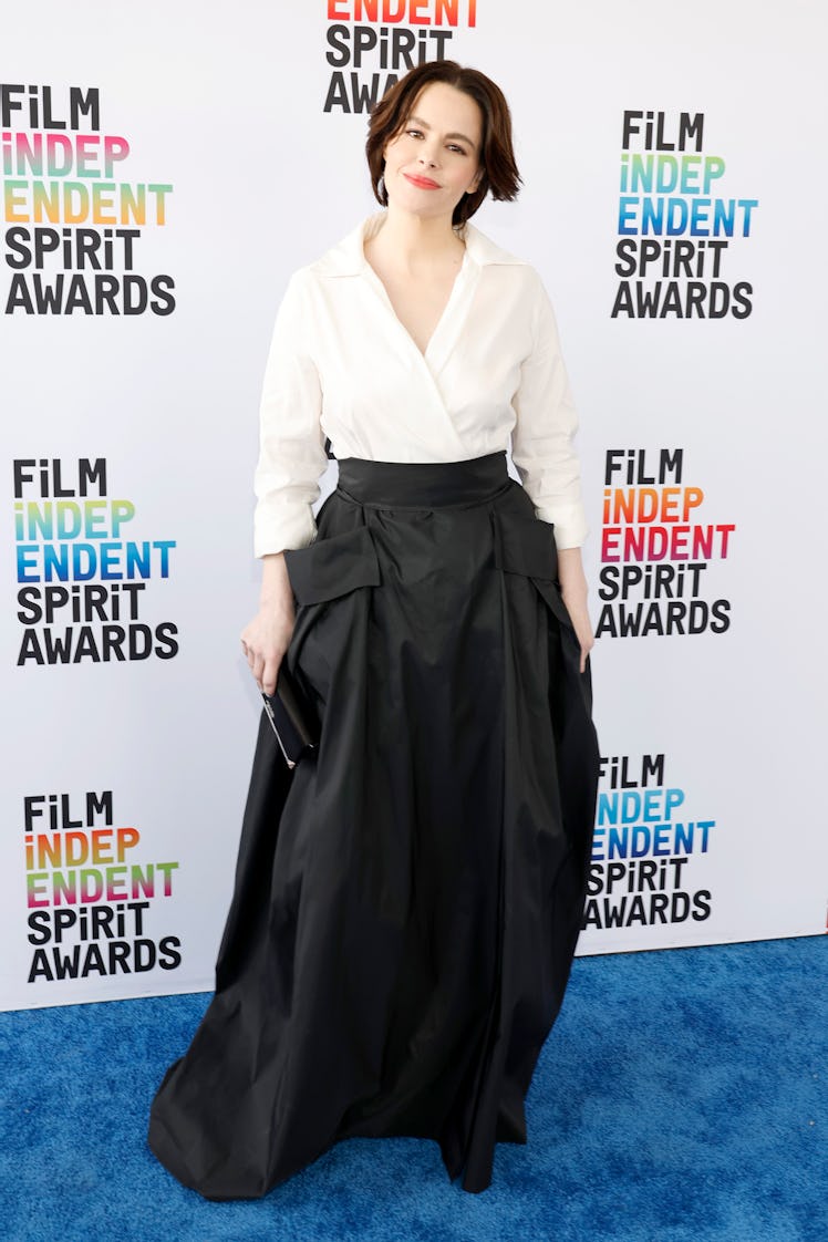 Emily Hampshire attends the 2023 Film Independent Spirit Awards on March 04, 2023 in Santa Monica, C...