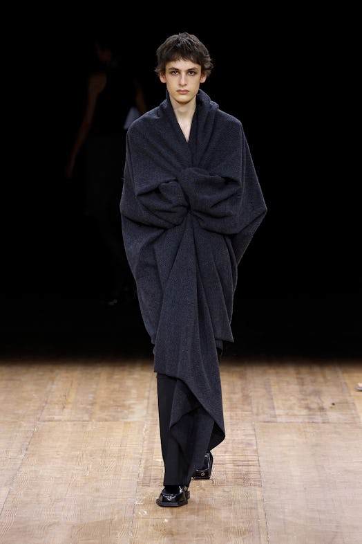 A model walks the runway during the Coperni Womenswear Fall Winter 2023-2024 show as part of Paris F...