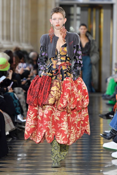 Vivienne Westwood Fall Winter 2023 Collection at PFW, Photos – Footwear News