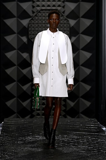 Louis Vuitton Fall 2021 Ready-to-Wear at Paris Fashion Week – Footwear News