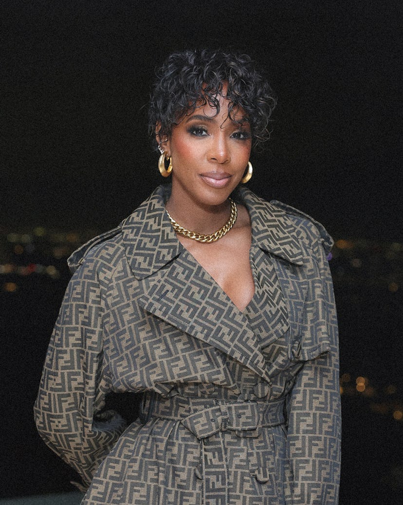 Kelly Rowland wearing a Fendi trenchcoat