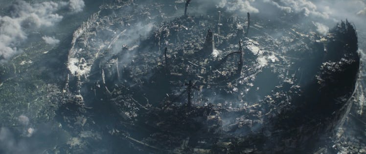 The ruins of a destroyed Mandalorian city in The Mandalorian Season 3 Episode 2