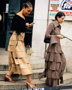 paris fashion week street style fall winter louis vuitton chanel dior