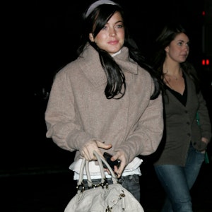 Lindsay Lohan carrying Marc Jacobs Stam Bag