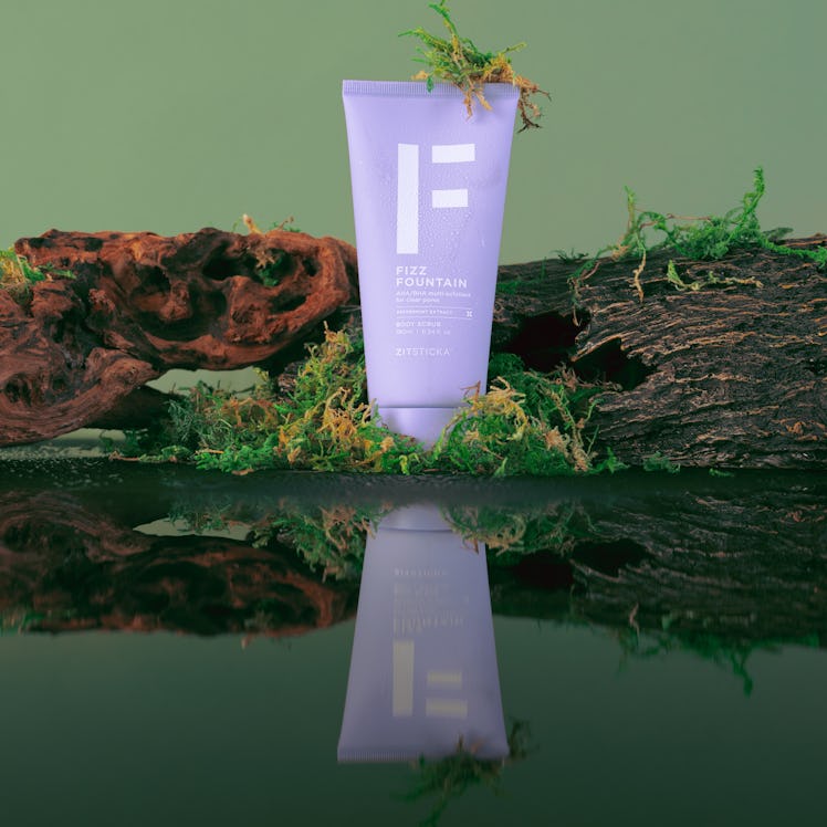 Zitsticka Fizz Fountain Body Exfoliator, winner of a Fatherly 2023 Grooming Award