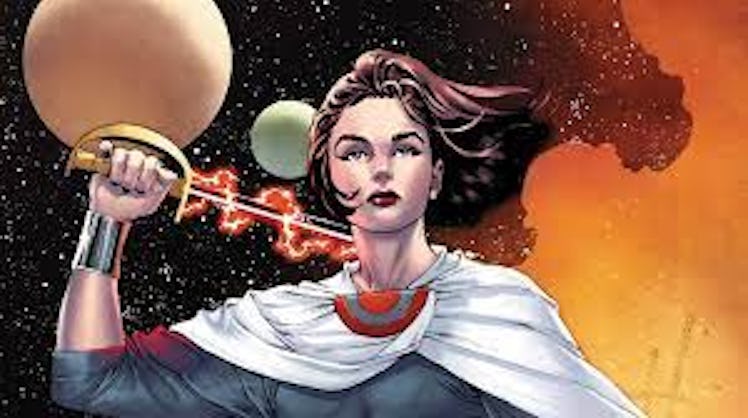 Qi’ra on the cover of Star Wars: Hidden Empire #1, published in November 2022.