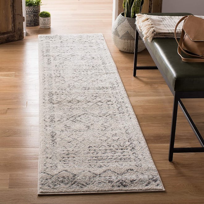 SAFAVIEH Tulum Collection Runner Rug