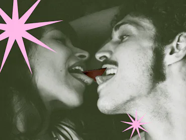 a couple sharing the Tabs Sex Chocolate that's viral on TikTok