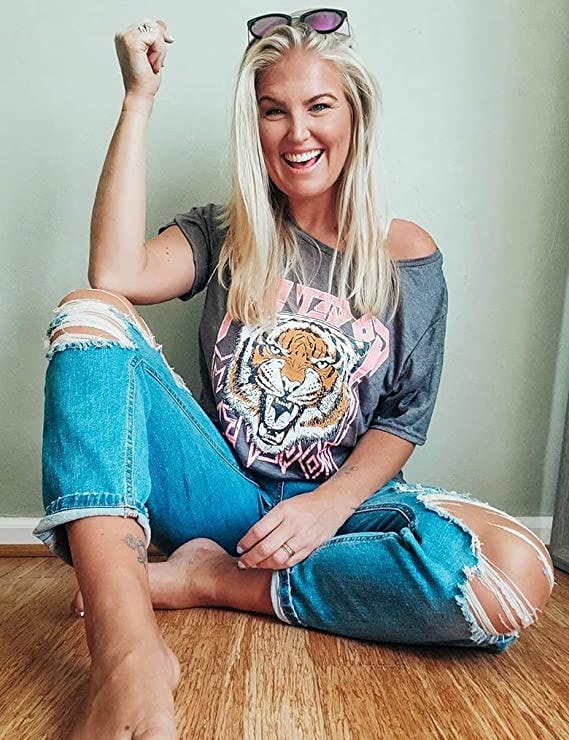 Aoang Graphic Crewneck Tee