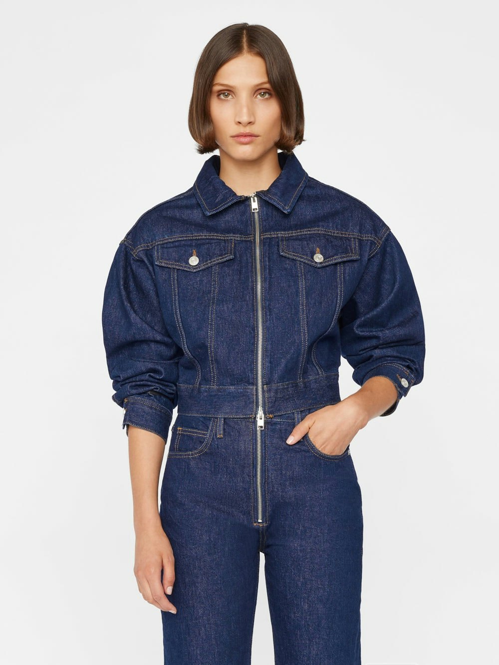 Denim Jacket Outfits For Spring: 6 Stellar Ideas To Try Now