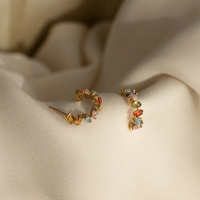 Mother's Day gifts for mother-in-law: these baguette gem hoop earrings