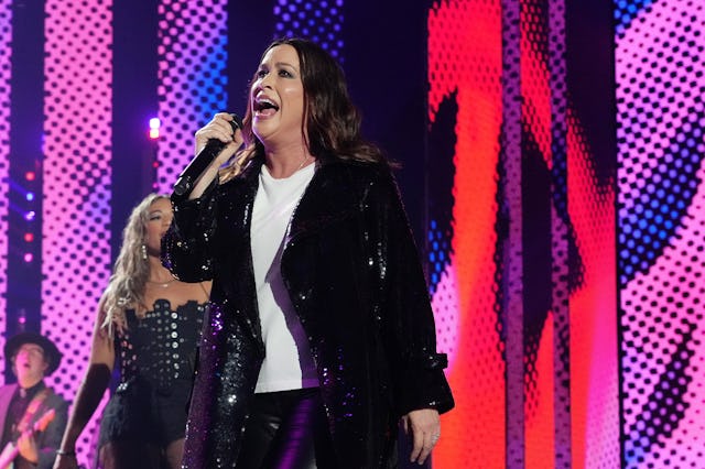 Alanis Morissette, '90s icon, sings.
