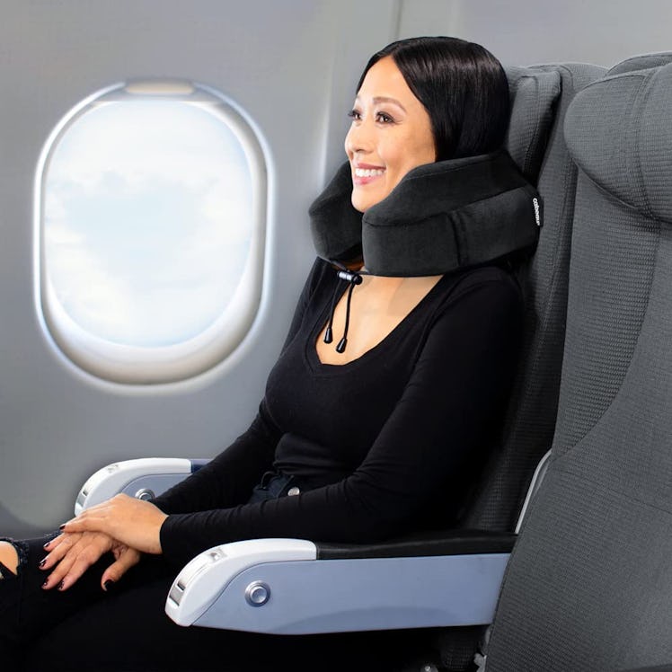 Cabeau Evolution Classic Memory Foam Travel Neck Pillow