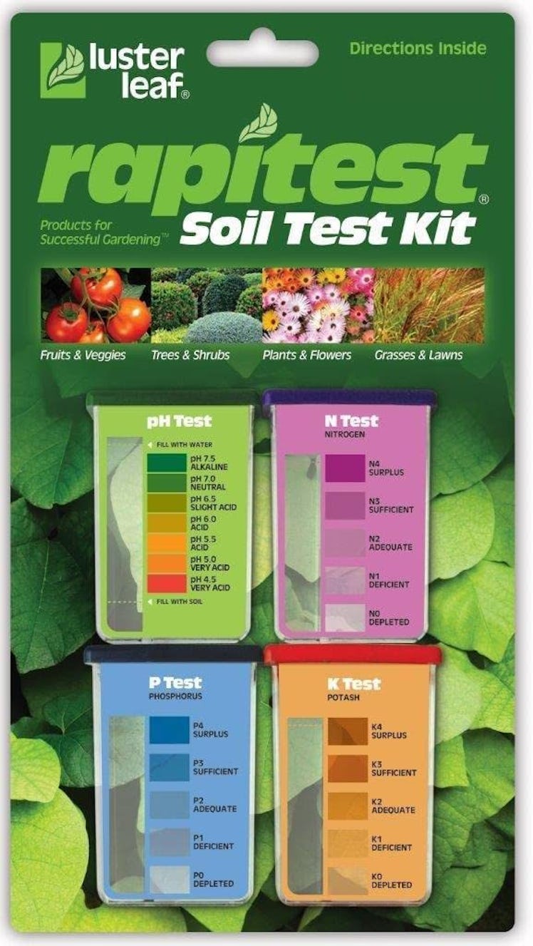 Determine which fertilizer to use on your lawn with this soil test kit.