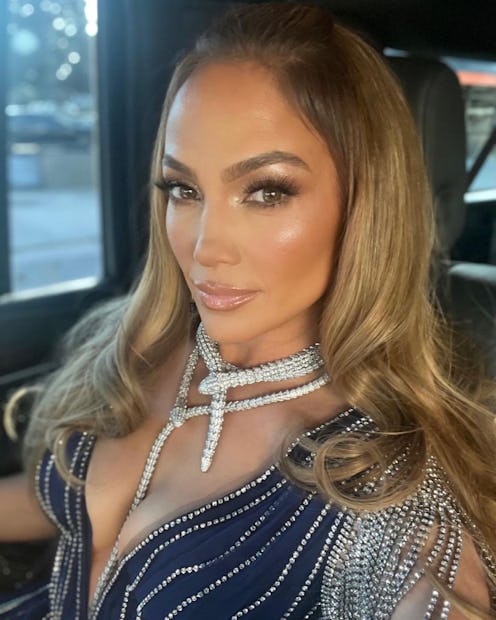 Jennifer Lopez Grammys half-back 2000s hairstyle