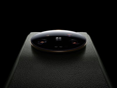 Xiaomi 13 Ultra camera showing off quad 50 megapixel lenses