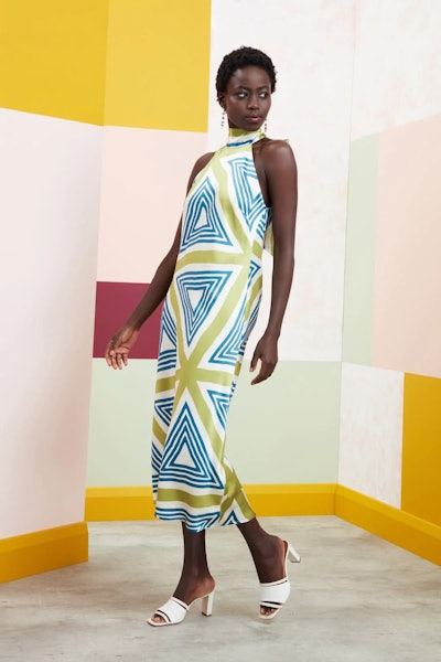 Mother's Day outfit ideas for brunch: a beautiful maxi dress with green and blue geometric patterns