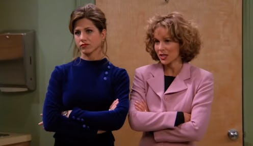 Jennifer Aniston as Rachel Green & Jennifer Grey as Mindy Hunter in 'Friends' Season 1