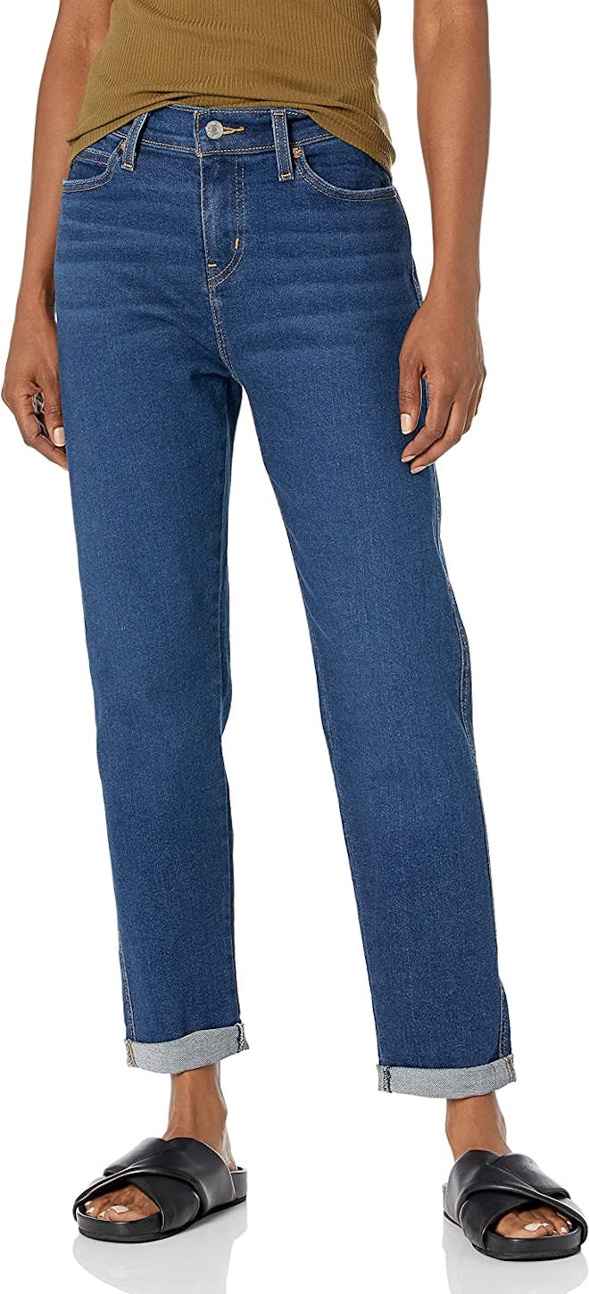 Signature by Levi Strauss & Co. Gold Label Mid Rise Slim Boyfriend Jeans